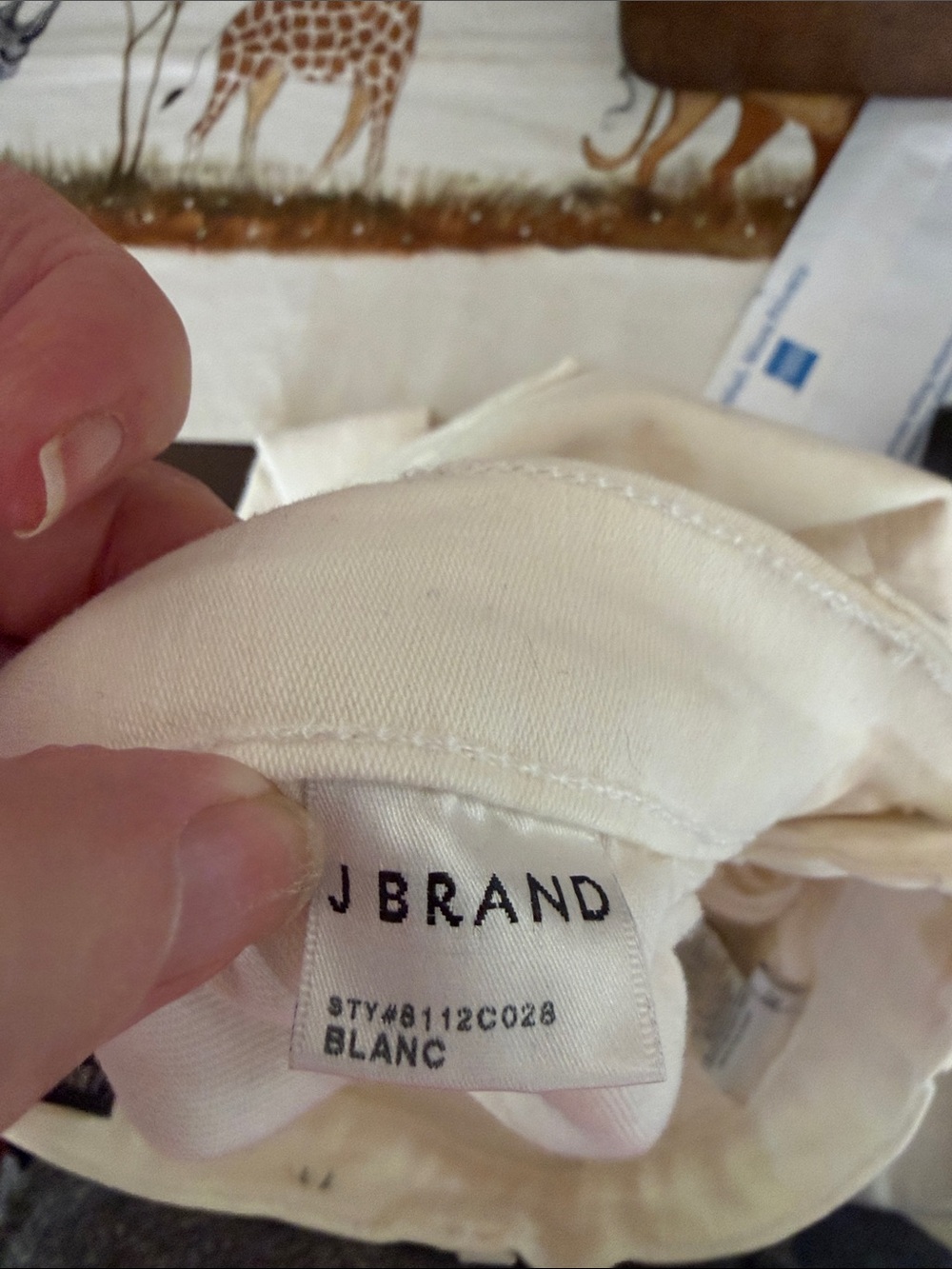 “J BRAND” Very Nice Crean Colored Jeans - Picture 7 of 11